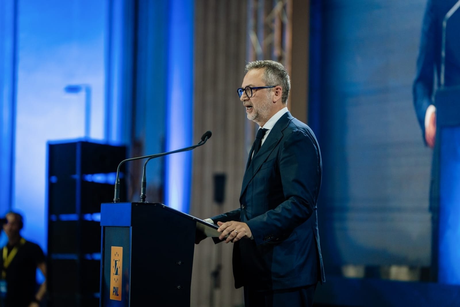 Secretarul general al PNL: „Pentru PSD, bugetul e o conductă de bani publici, iar când începi să o închizi, apare panica. Întrebarea reală e ce face” Secretarul general al PNL: „Pentru PSD, bugetul e o conductă de bani publici, iar când începi să o închizi, apare panica. Întrebarea reală e ce face”