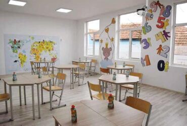 Au început înscrierile la creșe și grădinițe pentru 2026-2027. Ce trebuie să știe părinții