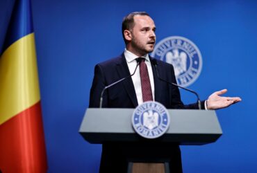 Alexandru Rogobete spune că îi era jenă să iasă în public la începutul mandatului de ministru: „Mi se punea așa o pată care se numea deficit”