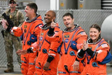 VIDEO Imaginile publicate de NASA în a treia zi a misiunii în jurul lunii, după mai bine de jumătate de secol VIDEO Imaginile publicate de NASA în a treia zi a misiunii în jurul lunii, după mai bine de jumătate de secol