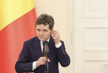 Nicușor Dan, mesaj pentru Peter Magyar după „victoria clară”. „Să construim un nou capitol în relațiile româno-ungare”