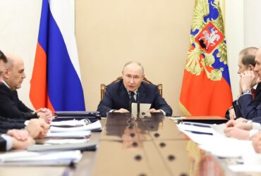 Vladimir Putin a făcut scandal pe tema economiei Rusiei: „Sper să aud rapoarte detaliate”