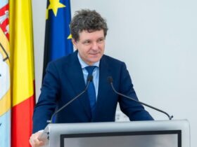 Nicușor Dan, mesaj la început de an universitar: „Cunoașterea este una dintre cele mai mari bucurii ale vieții”